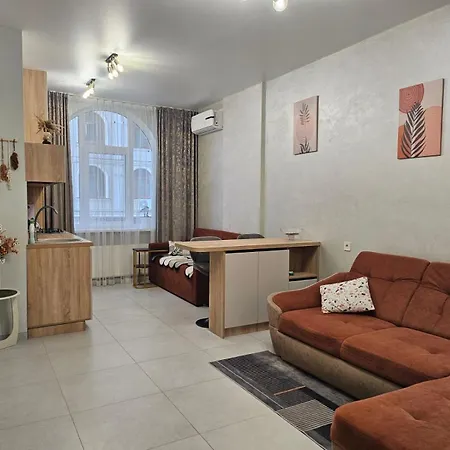 Apartment Avinion 2 біля моря 1 поверх Odesa