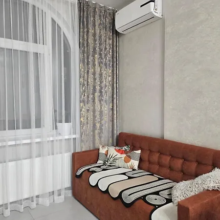 Avinion 2 біля моря 1 поверх Apartment